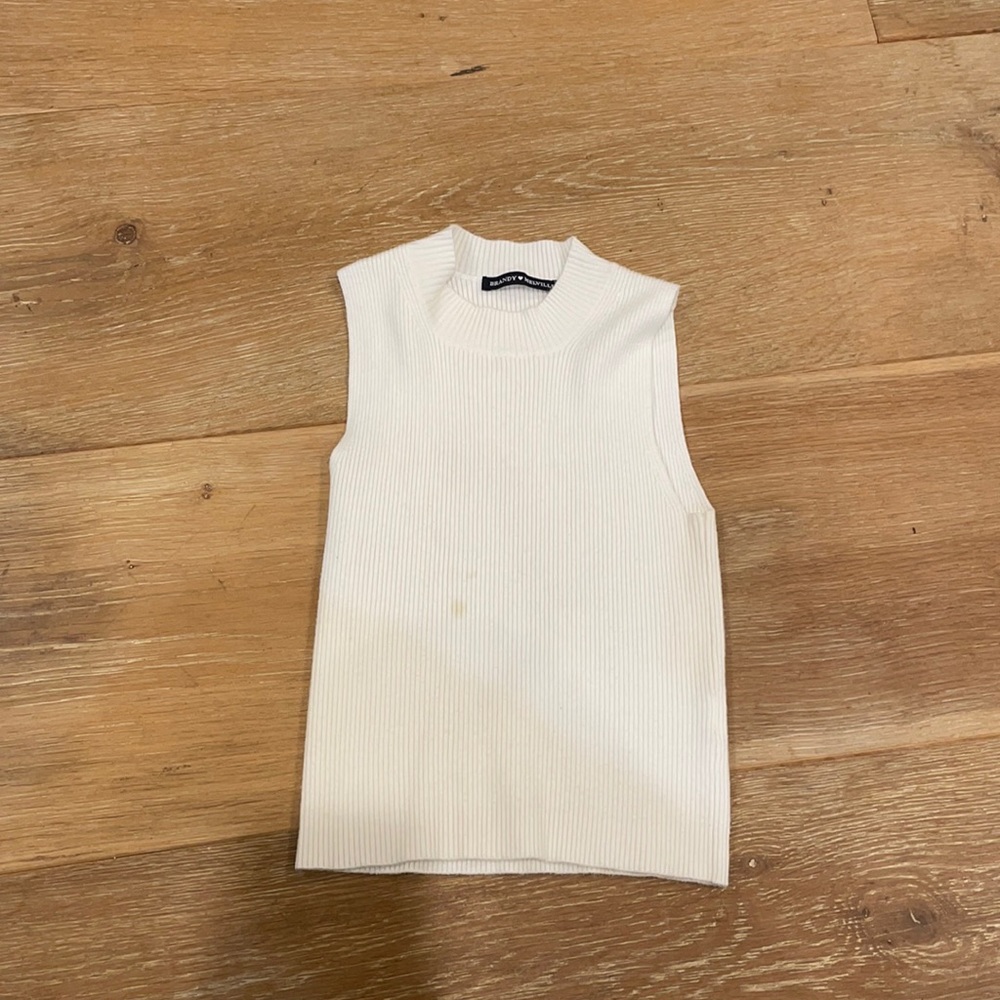 White Ribbed Crop Top
